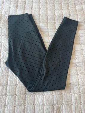 NWOT polka dot lululemon Align High-Rise Pant 25" Flocked black leggings